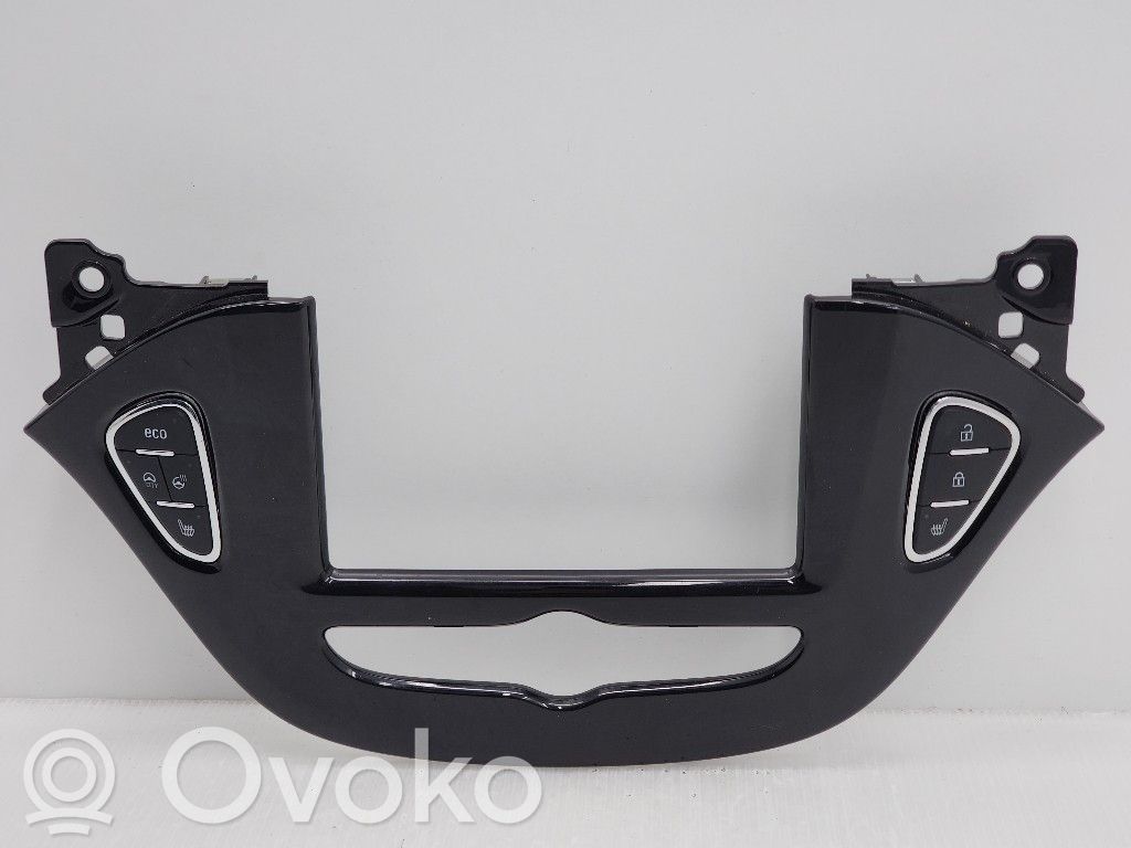 Opel Corsa E Moldura de la unidad delantera de radio/GPS 