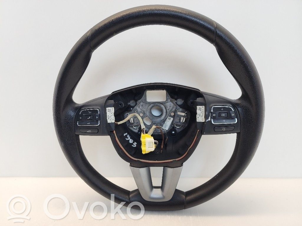 Seat Leon (1P) Ohjauspyörä 
