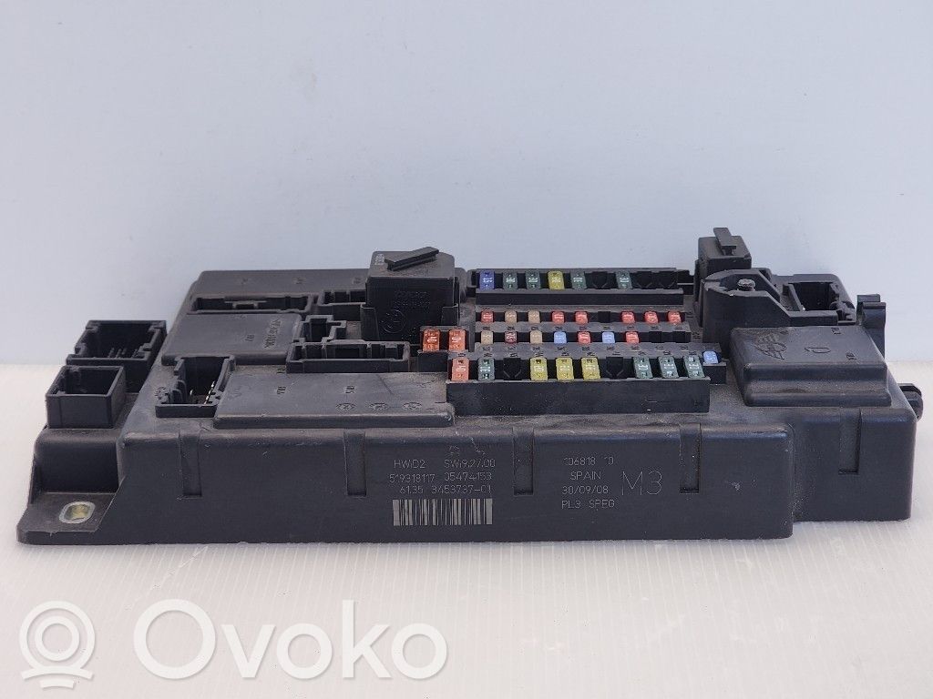 Mini One - Cooper Coupe R56 Fuse module 