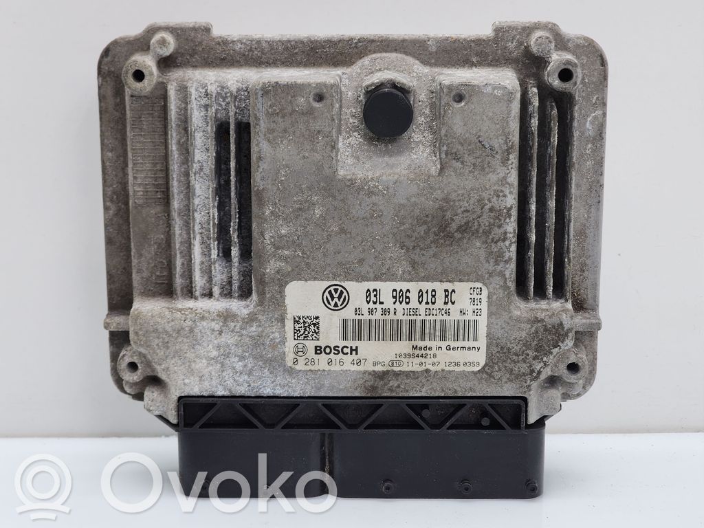 Volkswagen Golf VI Engine control unit/module 
