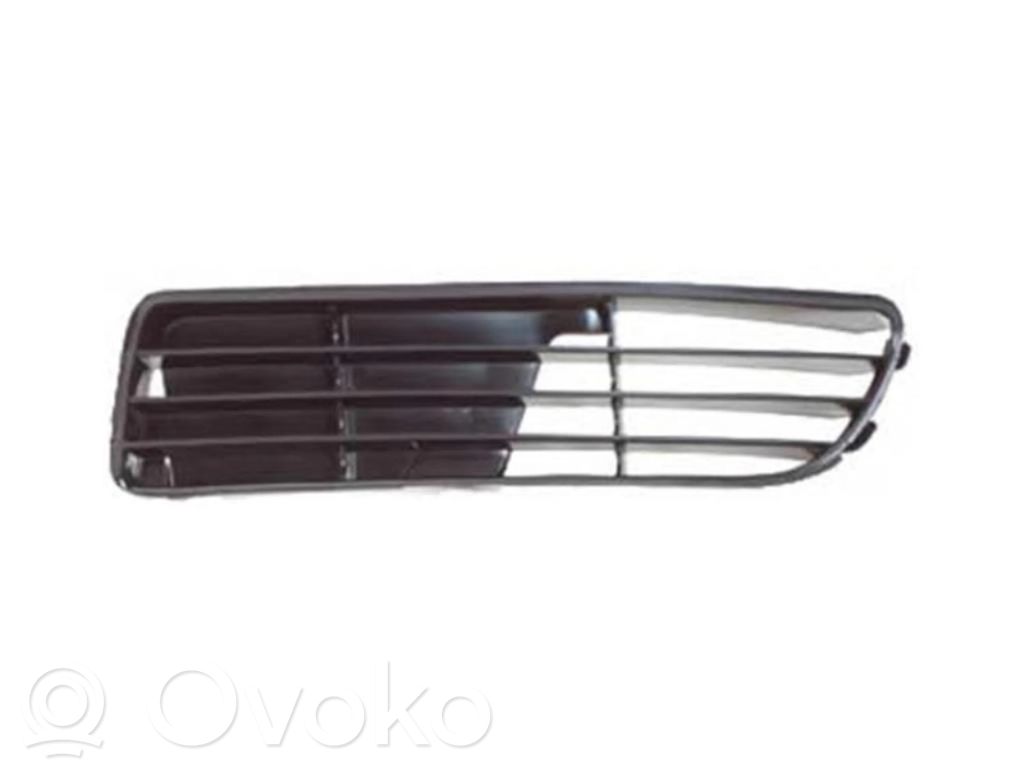 Rejilla delantera   8D0807345B