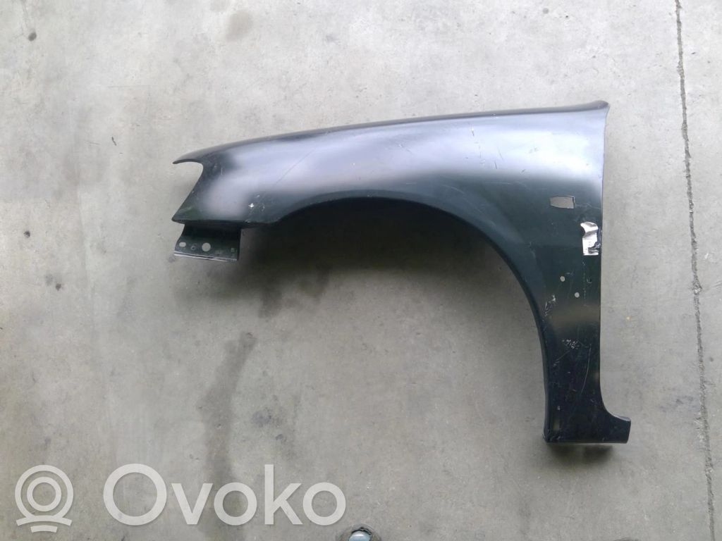Peugeot 106 Nadkole przednie 