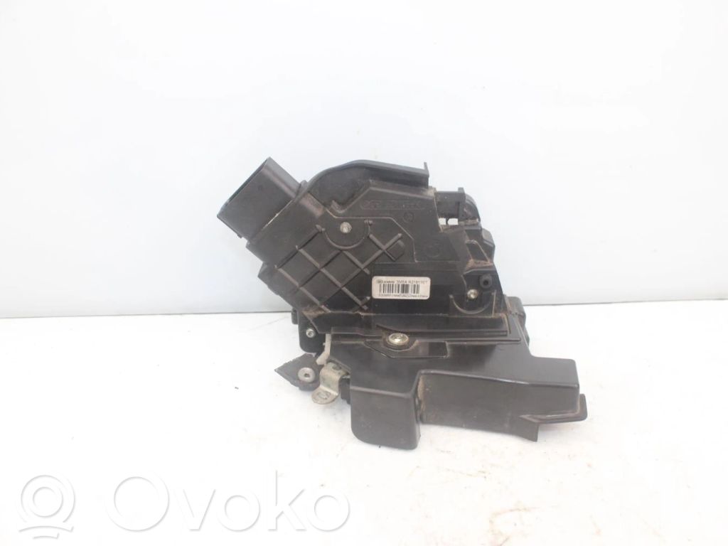 Ford Focus Etuoven lukko 
