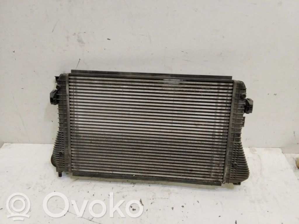 Volkswagen Touran I Radiador intercooler 