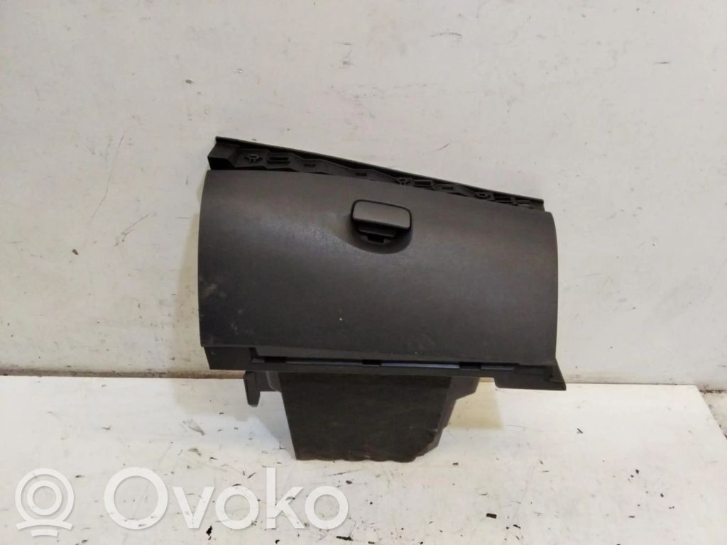 Guantera   68500007R