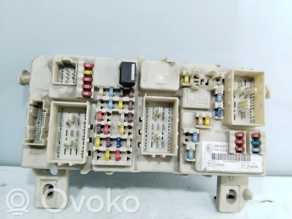 Fuse module   R19F111