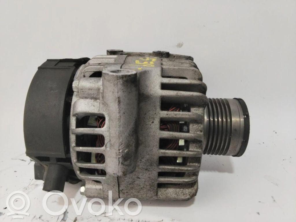 Opel Corsa D Alternador 