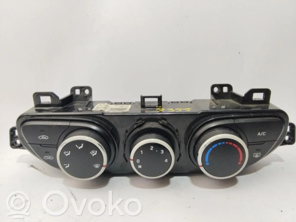 Hyundai i10 Unitate control climatizare 