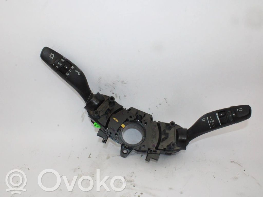 Hyundai i20 (GB IB) Interruptor de control multifunción 