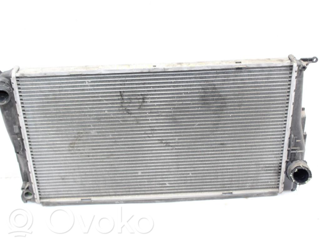 BMW 1 E81 E87 Coolant radiator 