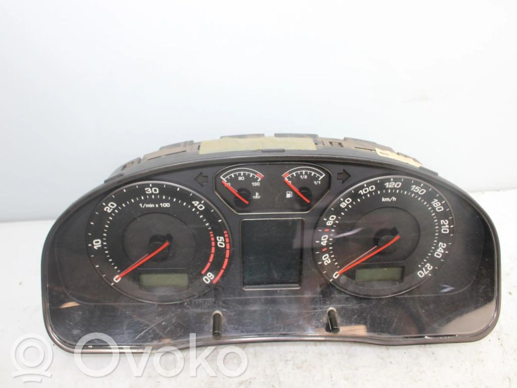 Skoda Superb B5 (3U) Vitezometru (grup de instrumente)