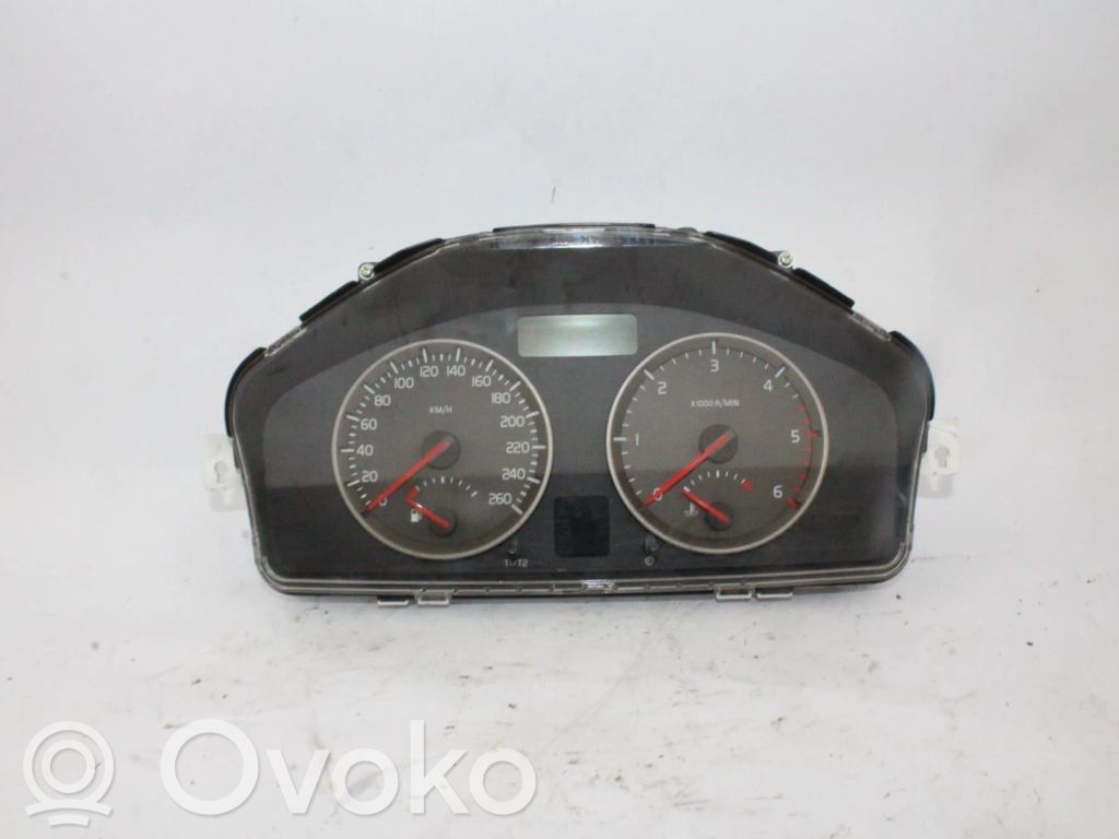 Volvo S40 Speedometer (instrument cluster) 