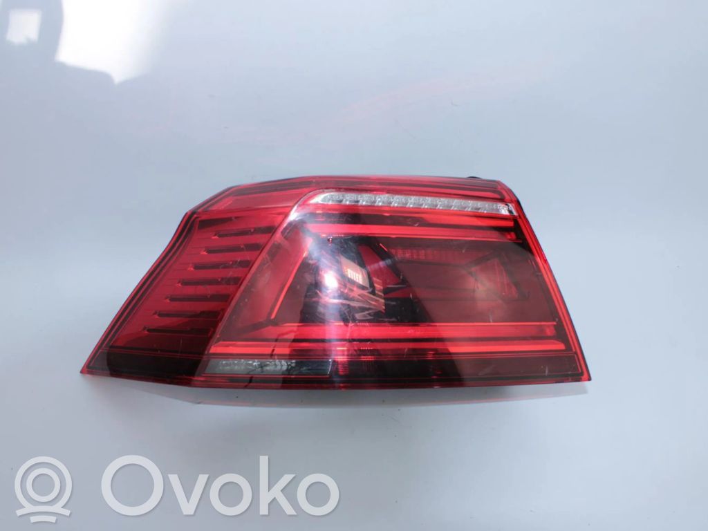 Volkswagen PASSAT Luci posteriori 