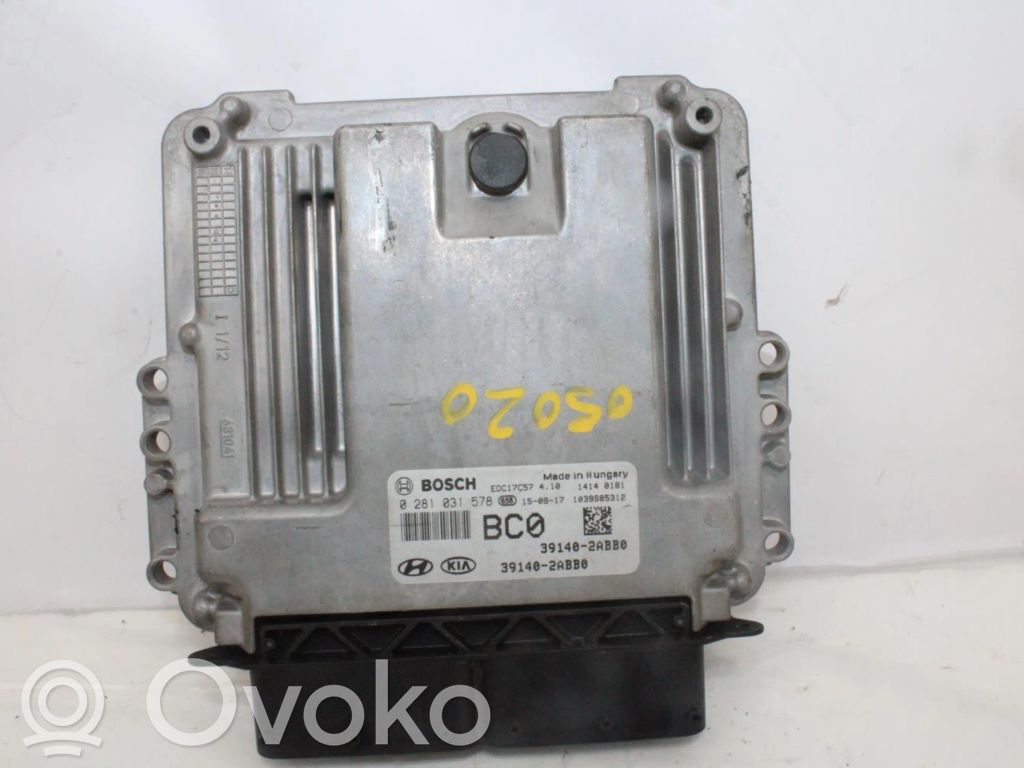 Hyundai i30 Unitate control motor/modul ECU 