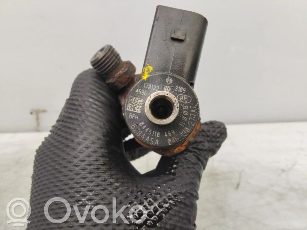 Injecteur de carburant   04L130277AC