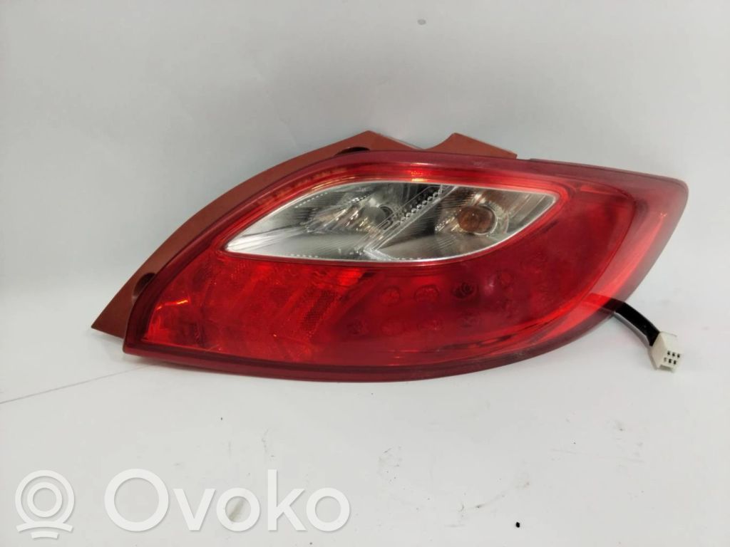 Mazda 2 Takavalot 