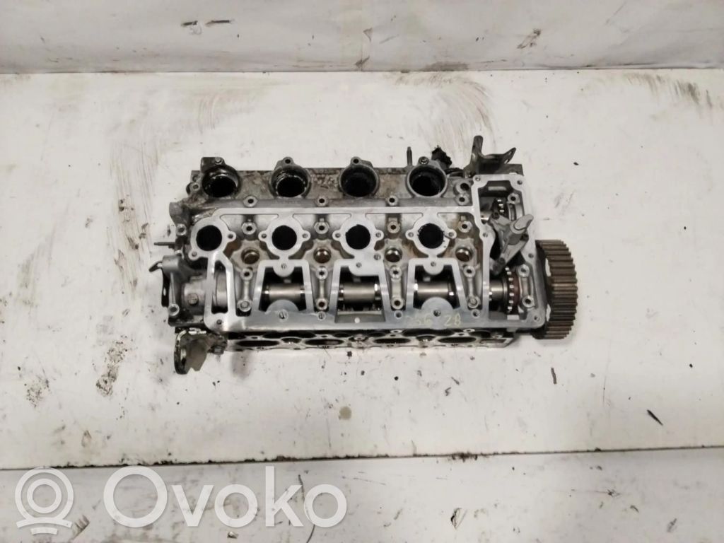 Culata del motor   9682446510