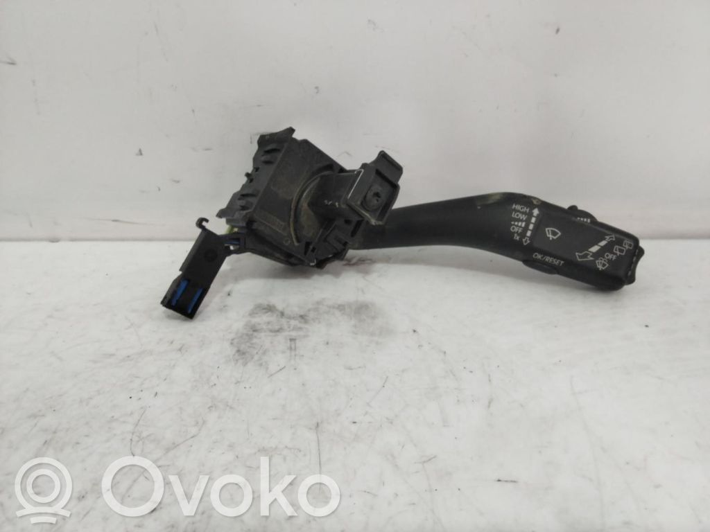Volkswagen Golf VI Wischerschalter 
