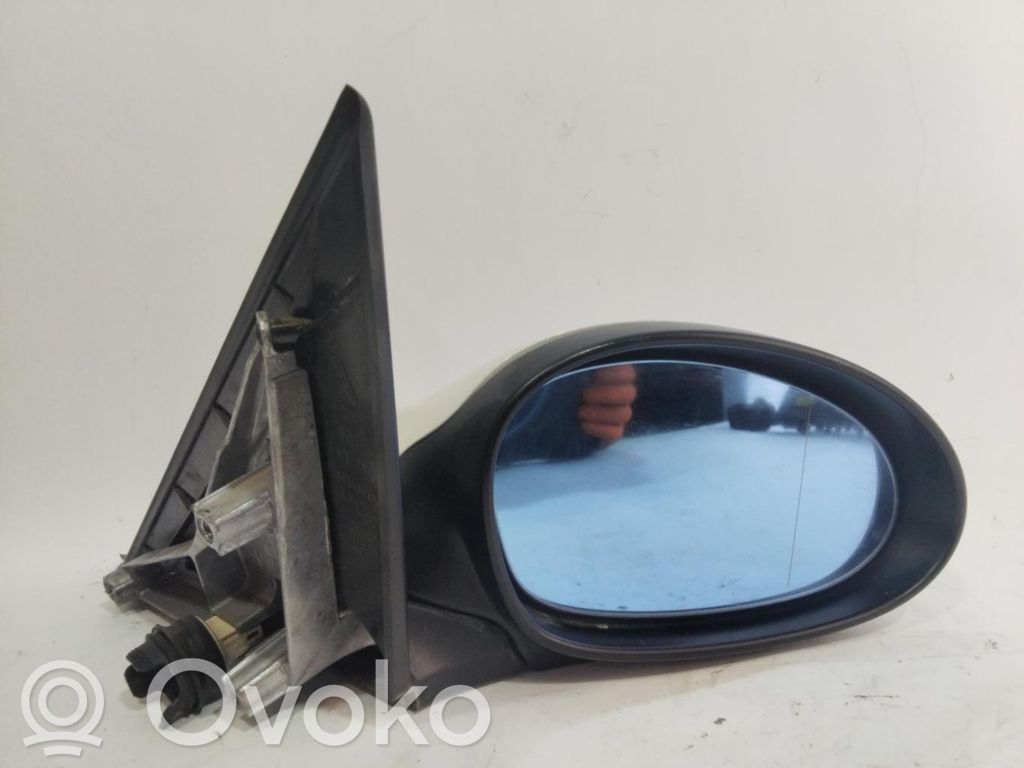Elektryczne lusterko boczne drzwi przednich   E1010803