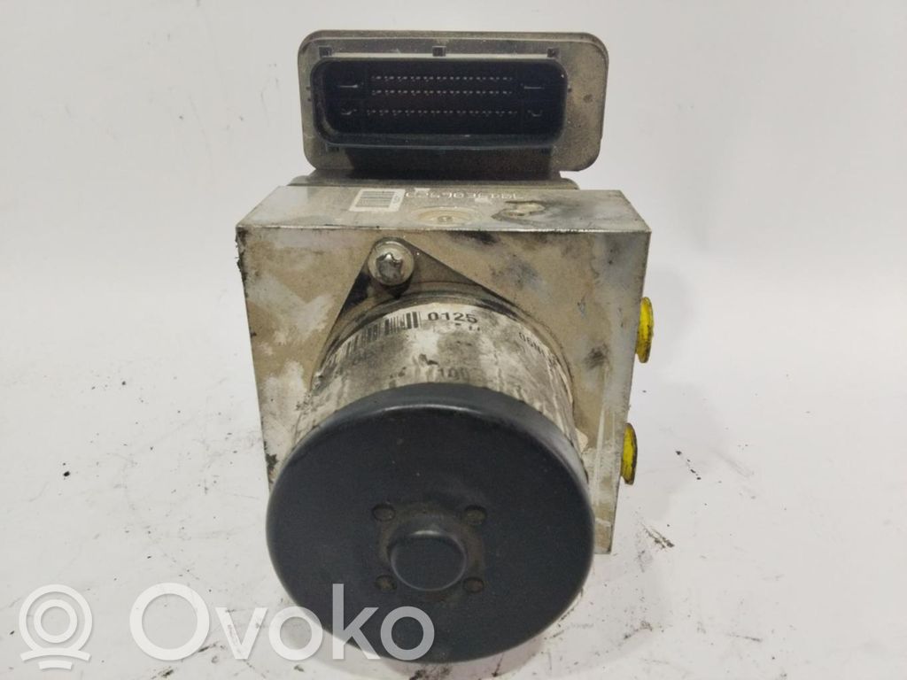 ABS Steuergerät   13328651