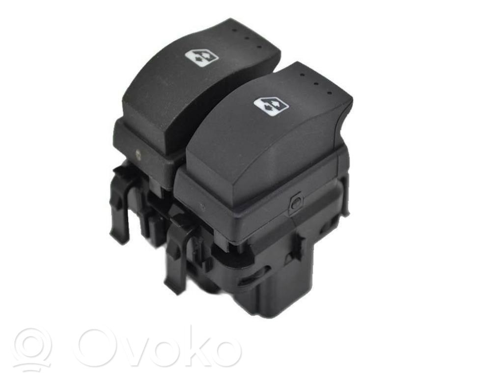 Interruptor del elevalunas eléctrico   8200060045