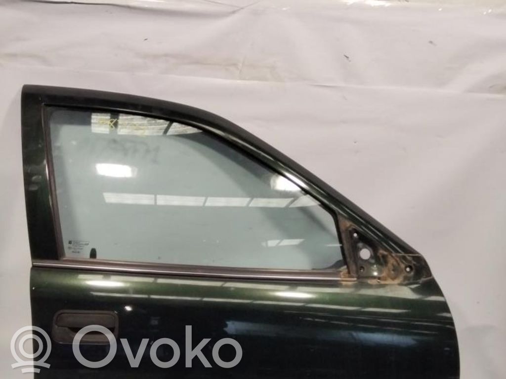 Opel Vectra B Puerta delantera 