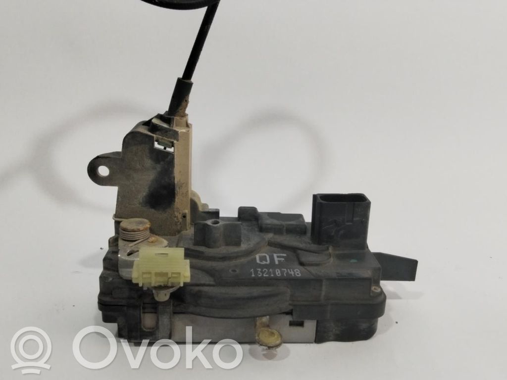 Opel Astra H Zamek drzwi przednich 