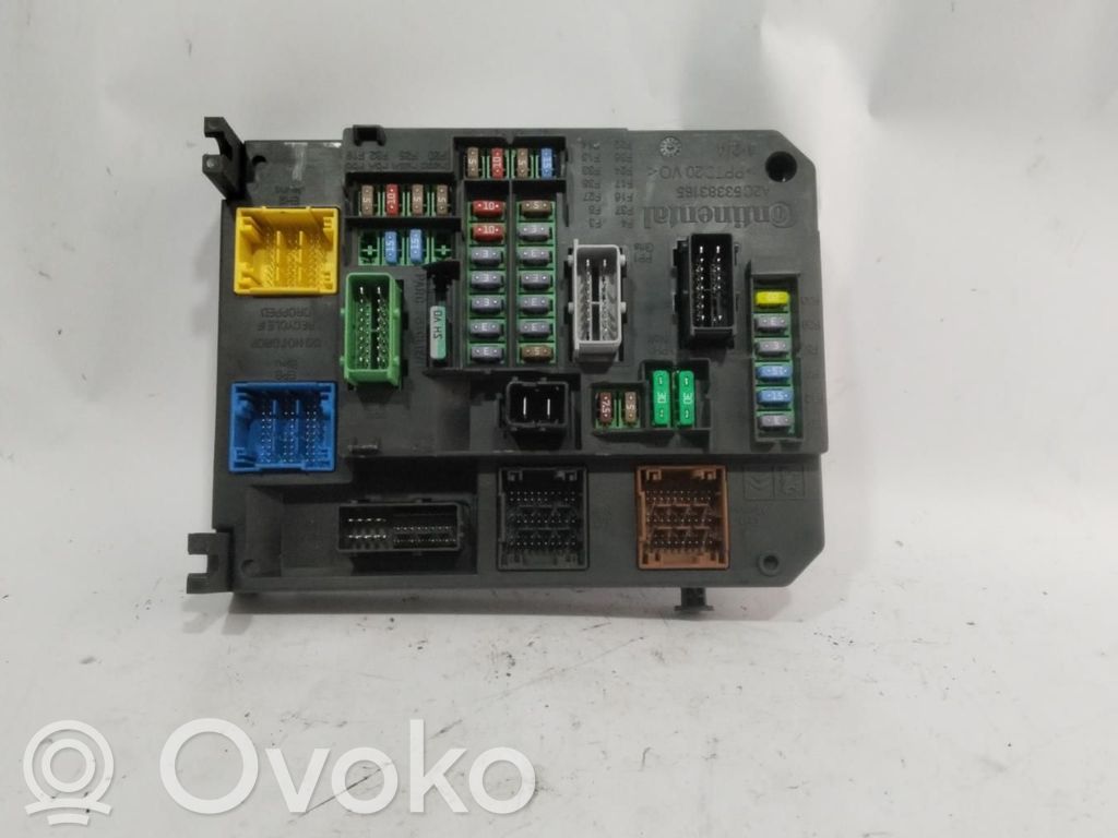 Peugeot 308 SW  Module de fusibles 