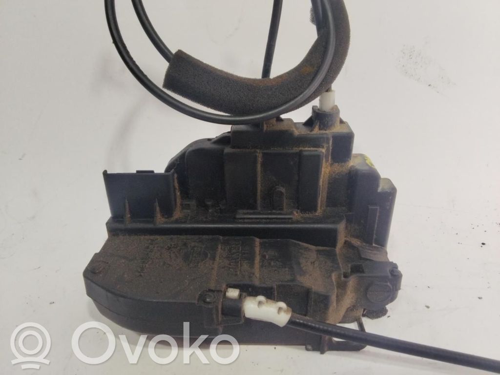 Takaoven lukko   SINREF
