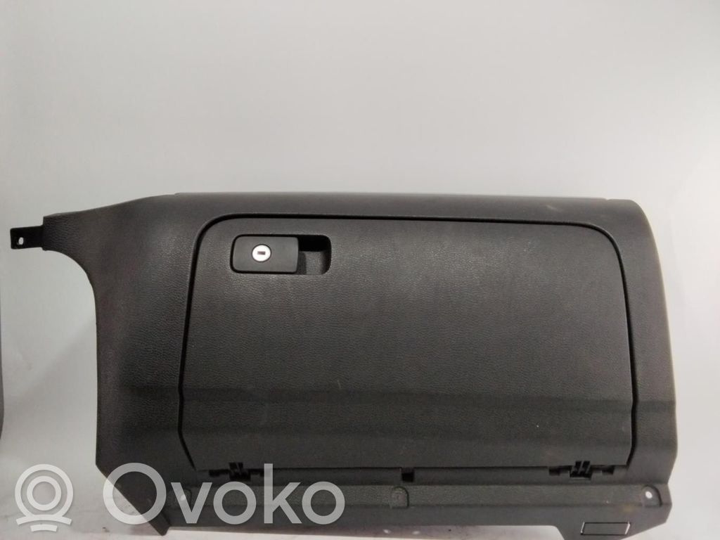 Guantera   1K1857290
