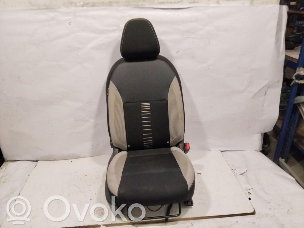 Nissan Micra Scaun față pasager