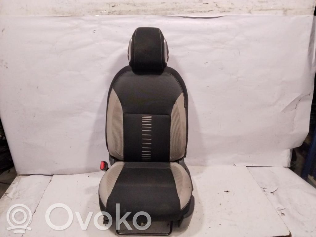 Nissan Micra Scaun șofer
