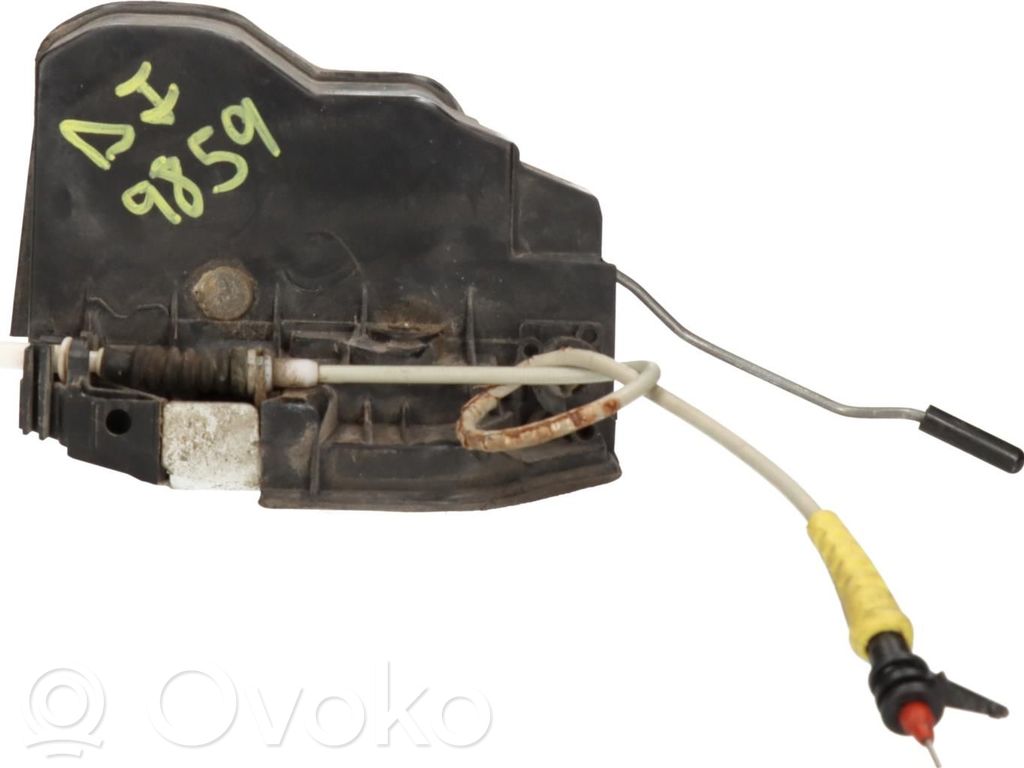Cerradura de puerta delantera   7202149