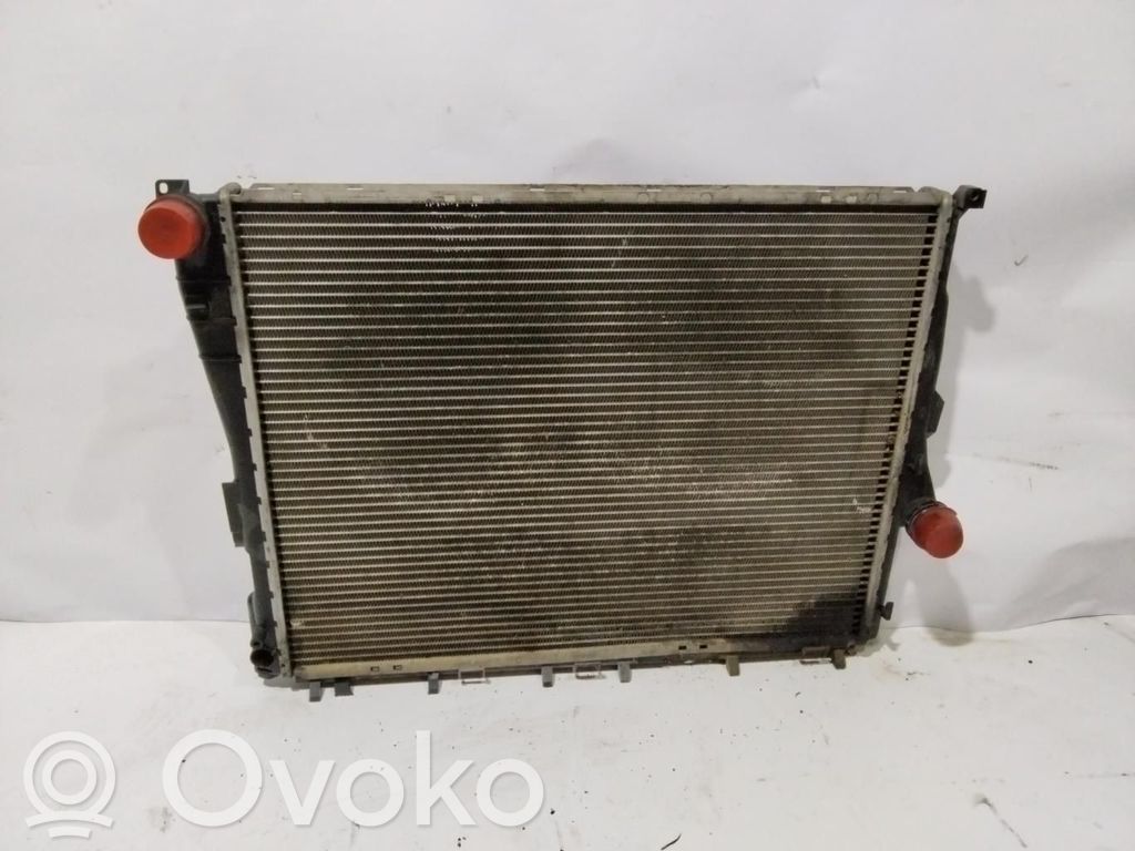 Dzesēšanas šķidruma radiators