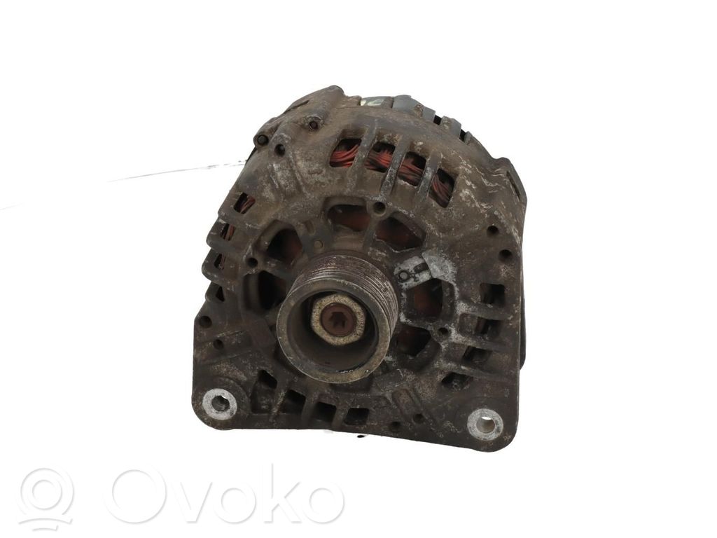 Nissan Primera Generatore/alternatore 