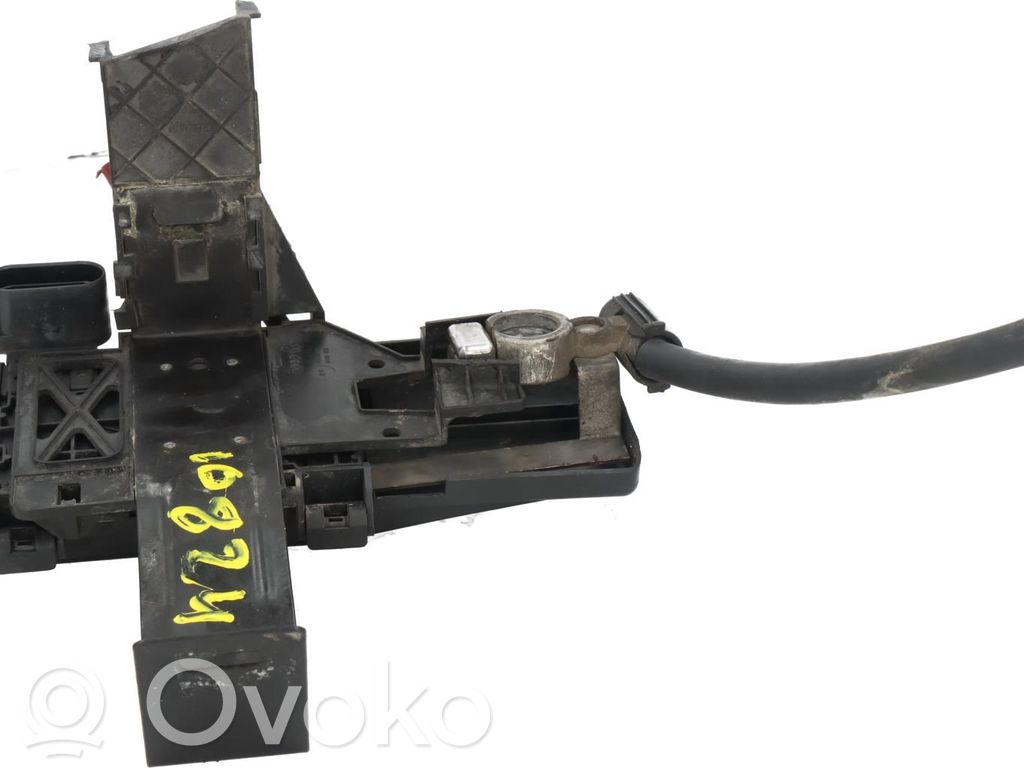 Seat Toledo I (1L) Ramka / Moduł bezpieczników 