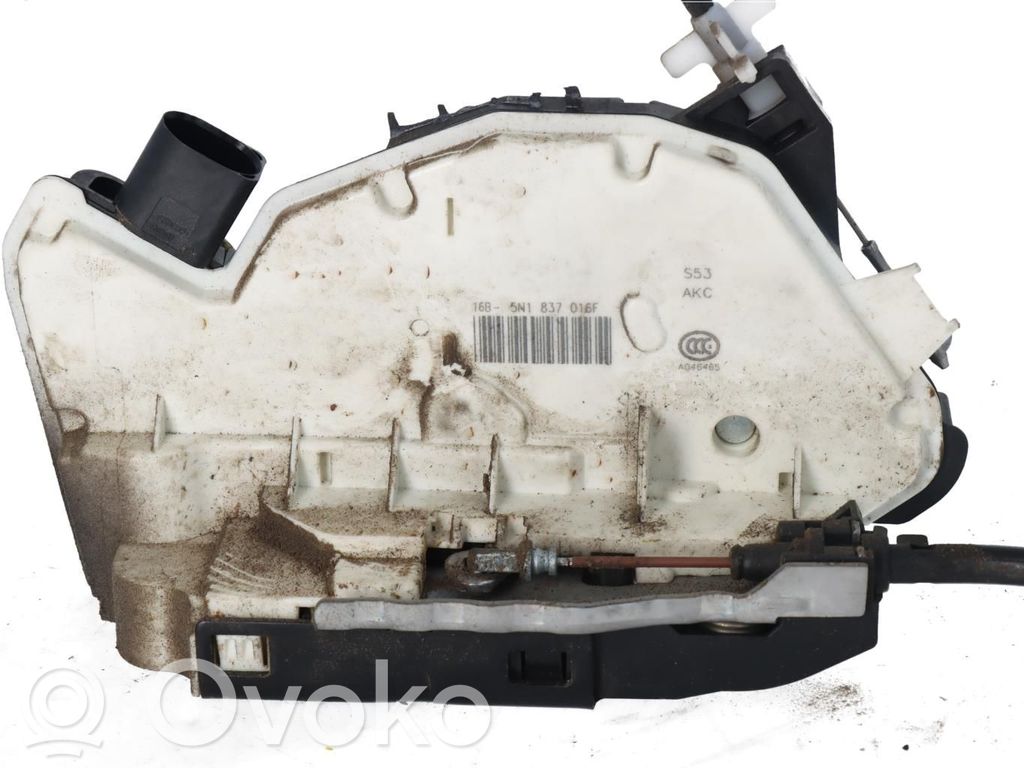 Volkswagen PASSAT CC Serratura portiera anteriore