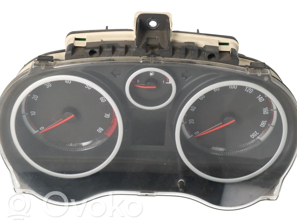 Opel Corsa D Vitezometru (grup de instrumente) 
