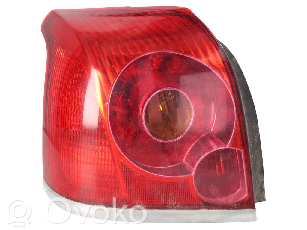 Toyota Avensis T250 Lampă spate în caroserie 