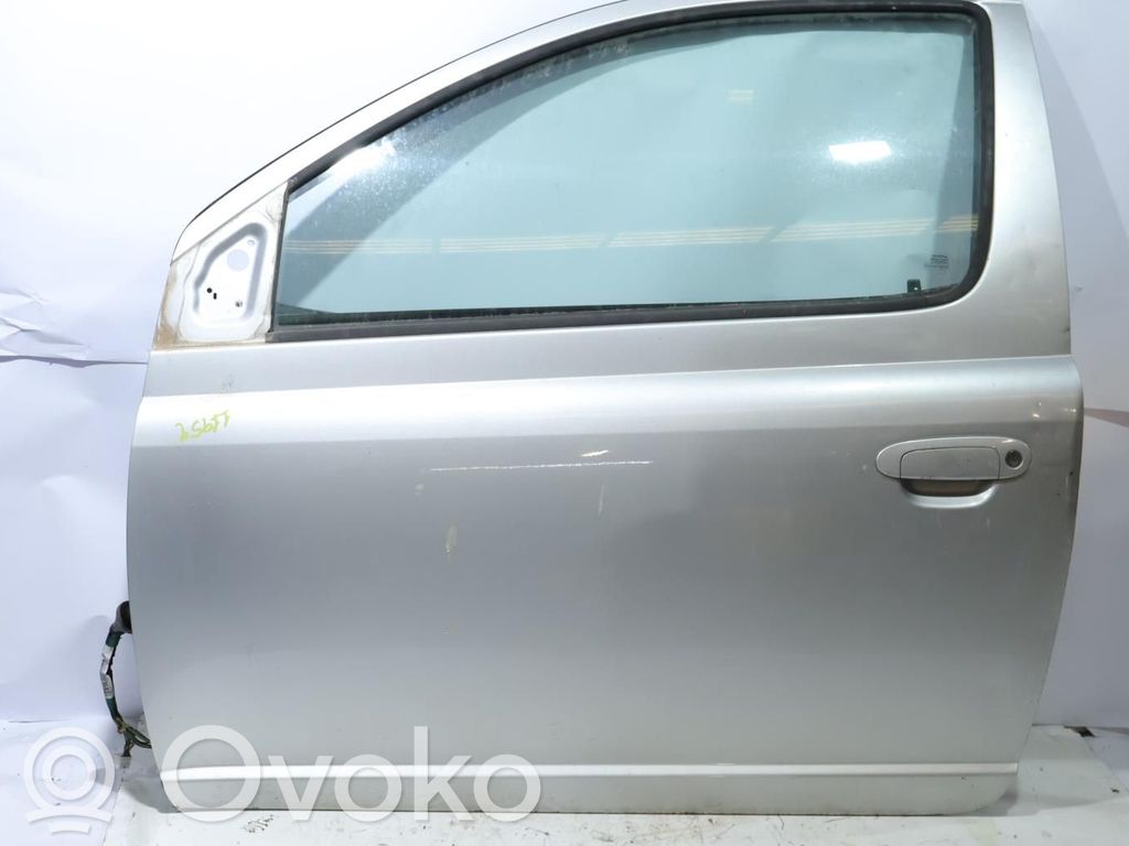 Toyota Yaris Portiera anteriore