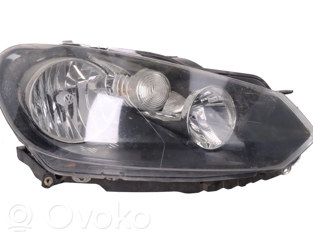 Volkswagen Golf VI Faro/fanale