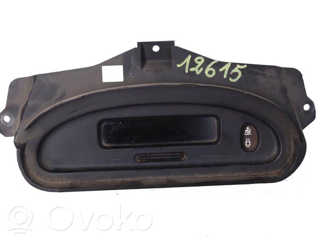 Renault Scenic I Monitor / wyświetlacz / ekran