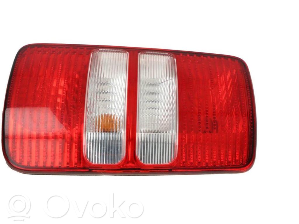 Volkswagen Caddy Lampa tylna 