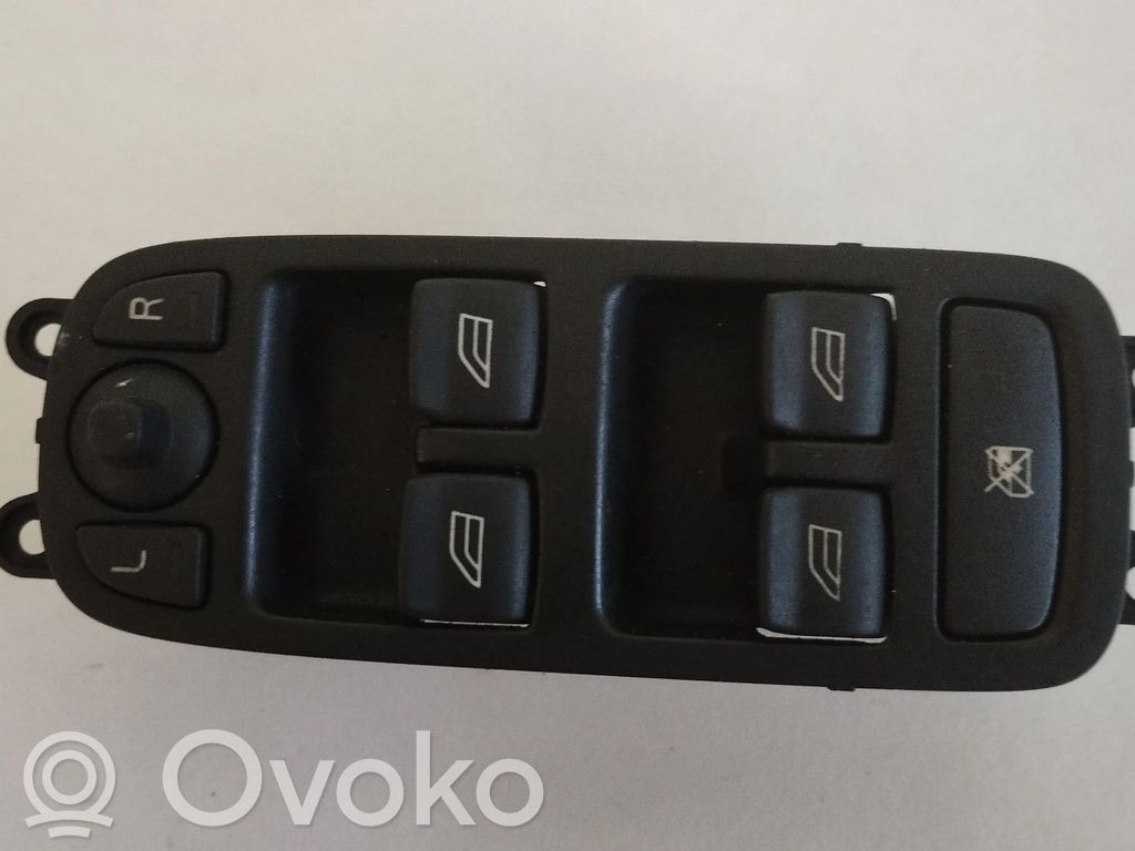 Electric window control switch   30710787,03451100,03451120,03451140,03451180,18PINOS,30710788,30710789,30710790