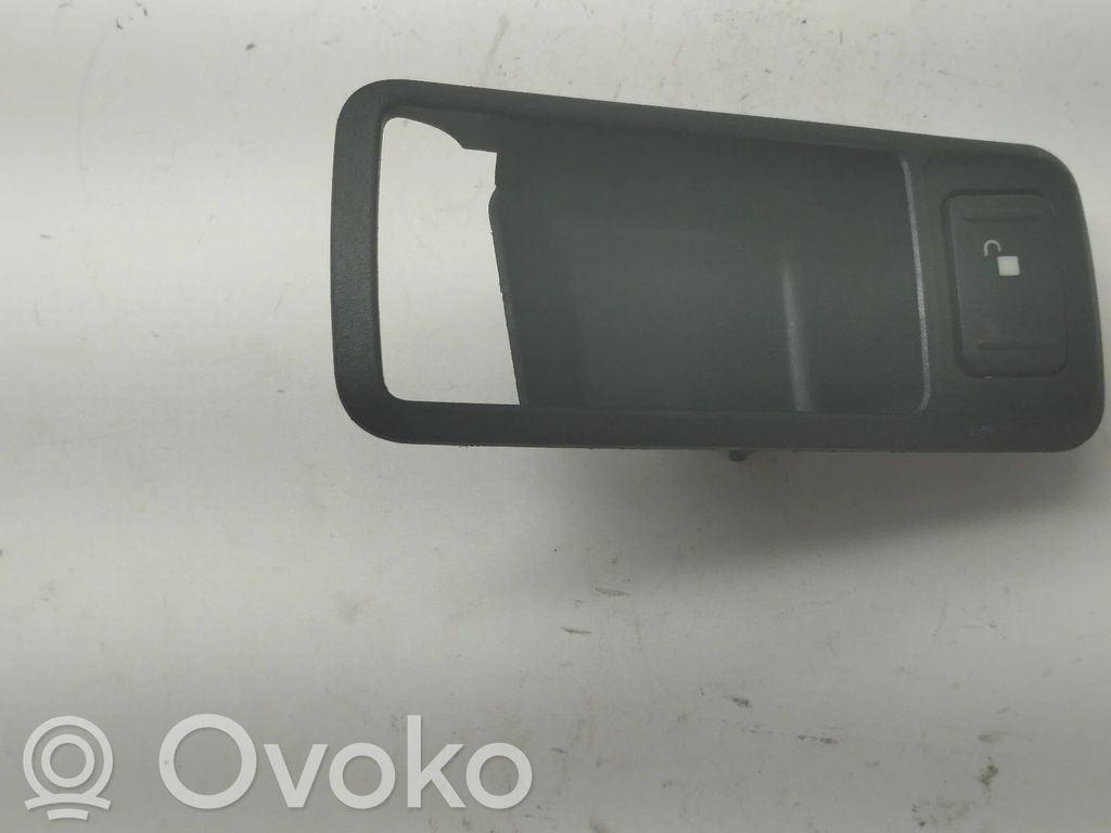 Central locking switch button   3M51226A37,3PINOS,P9Z1F