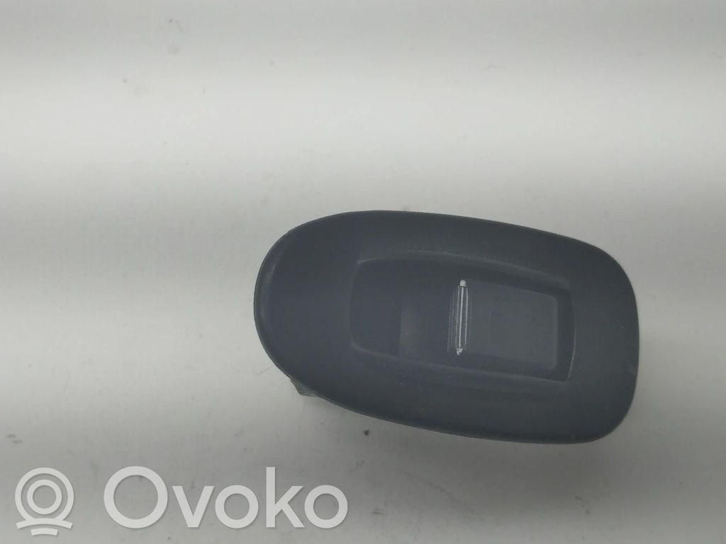 Electric window control switch   4735101000,7PINOS,980323
