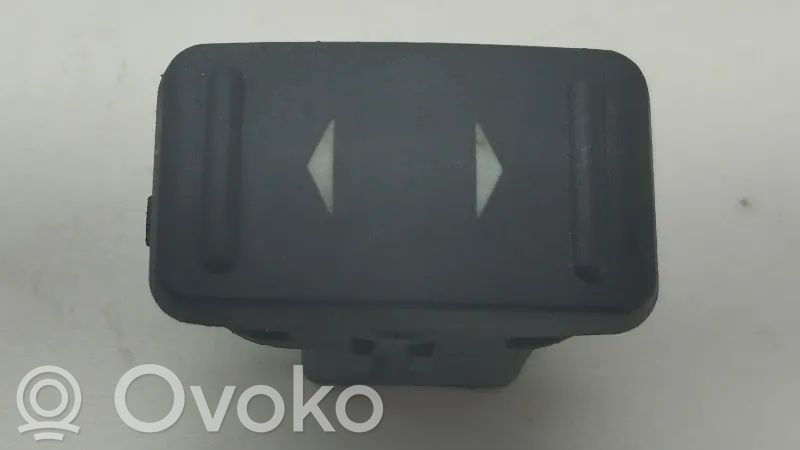 Interruptor del elevalunas eléctrico   7M5T14529AA,03163720,4PINOS