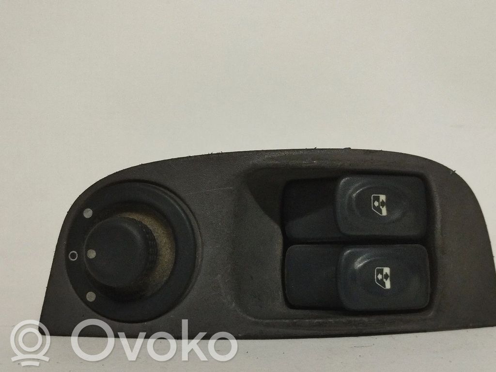 Electric window control switch   7700429070,429999K,439998K,7700429992C