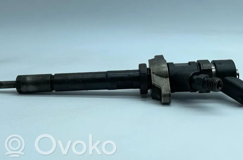 Injecteur de carburant   0445110,259