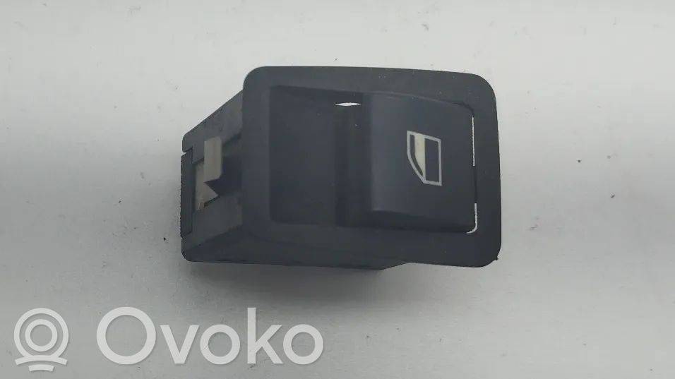 Przyciski szyb   03120400,3PINOS,61318358921